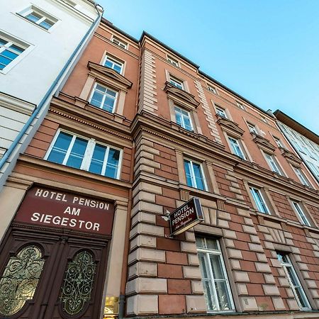 Hotel-Pension Am Siegestor München Eksteriør bilde