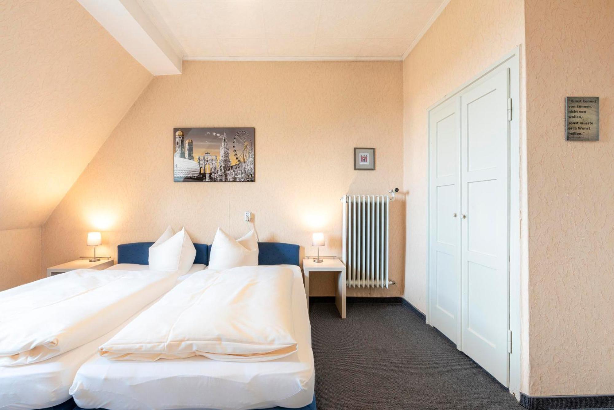 Hotel-Pension Am Siegestor München Eksteriør bilde